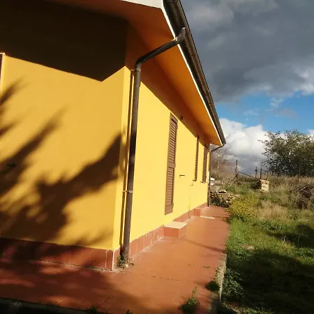Charming Studio In With Private Garden 50 M² Acerenza